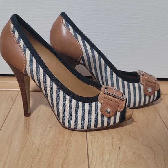 Gianni Bini | Blue & White Striped Leather Heels - Picture 3 of 8